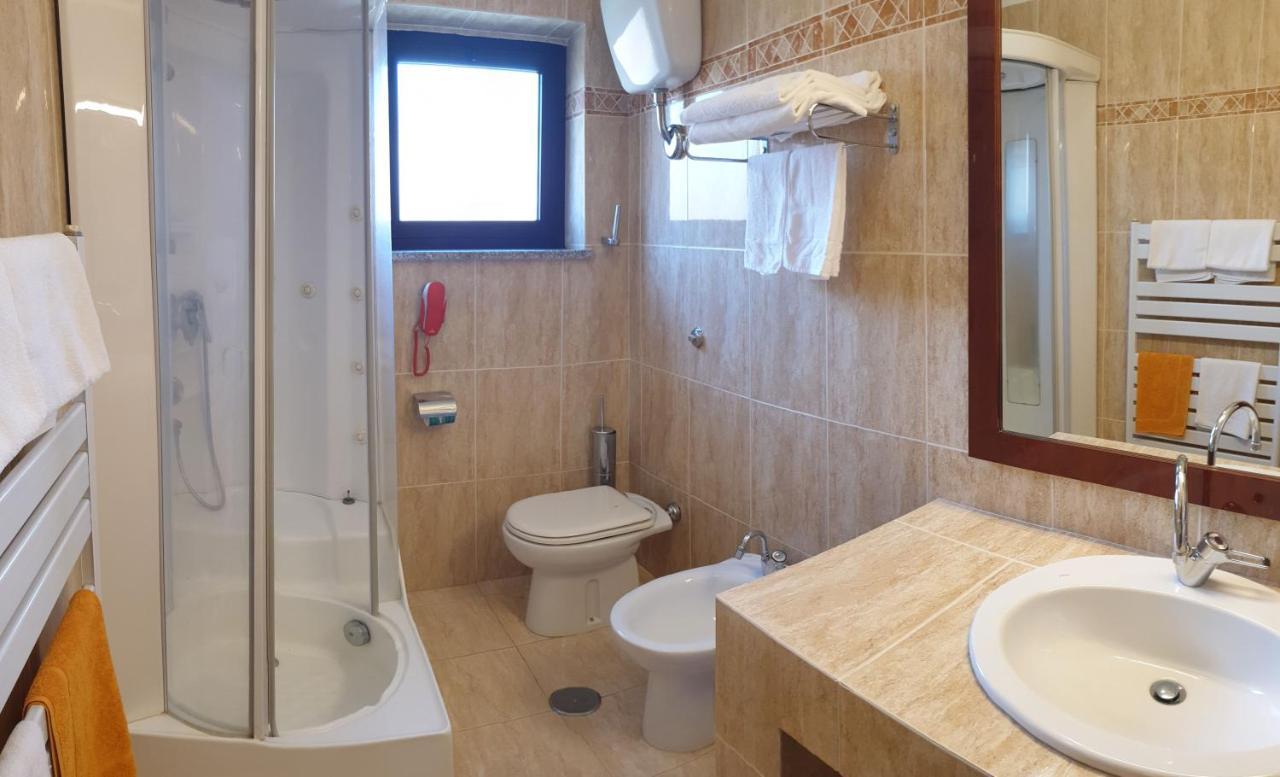 Palahotel Vallenoce Decollatura المظهر الخارجي الصورة